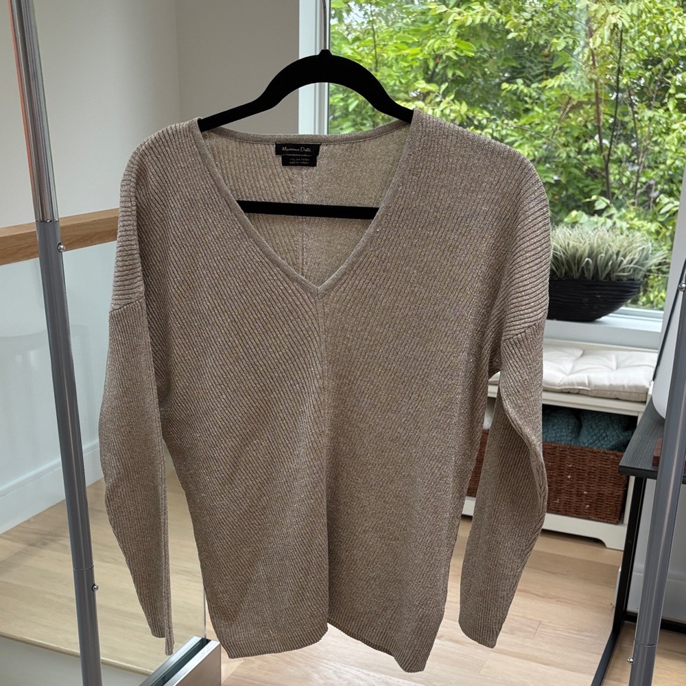 Massimo Dutti V-Neck Sweater - Tan